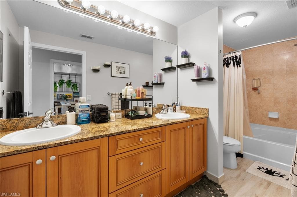 20150 ESTERO GARDENS CIR 102-9