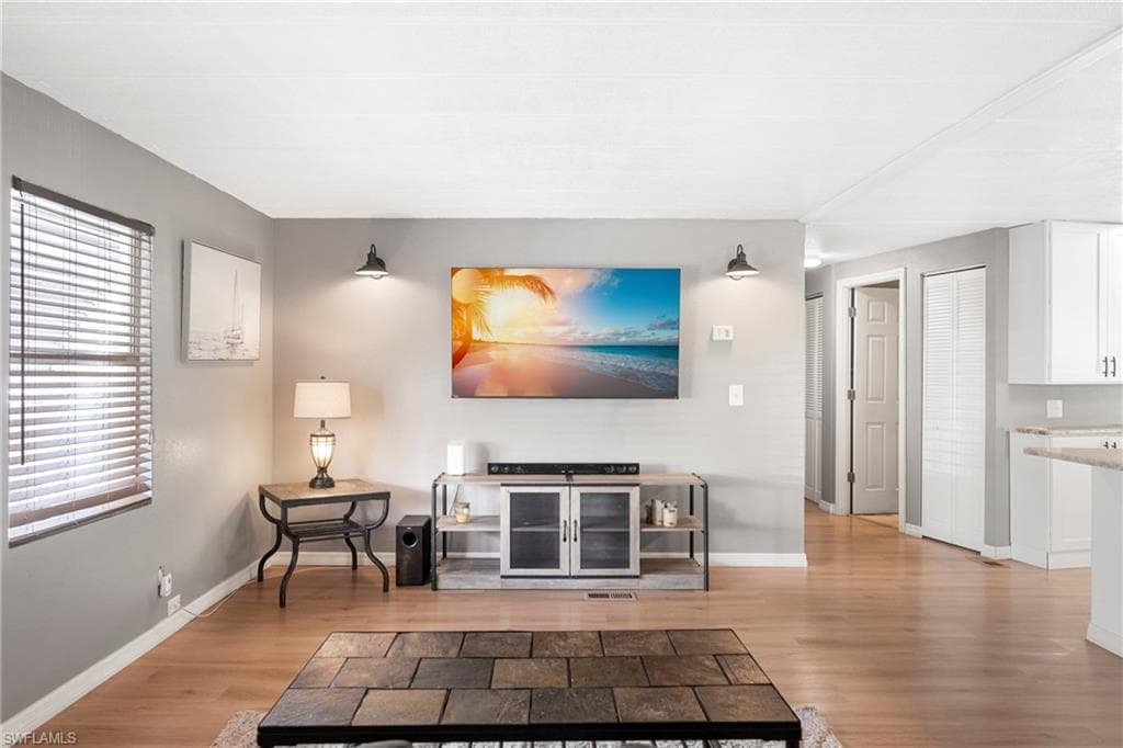138 Lexington AVE-9