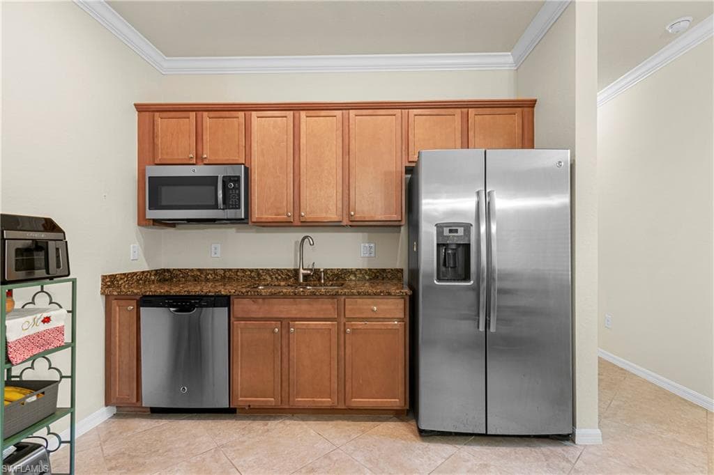 10996 Cherry Laurel DR-15