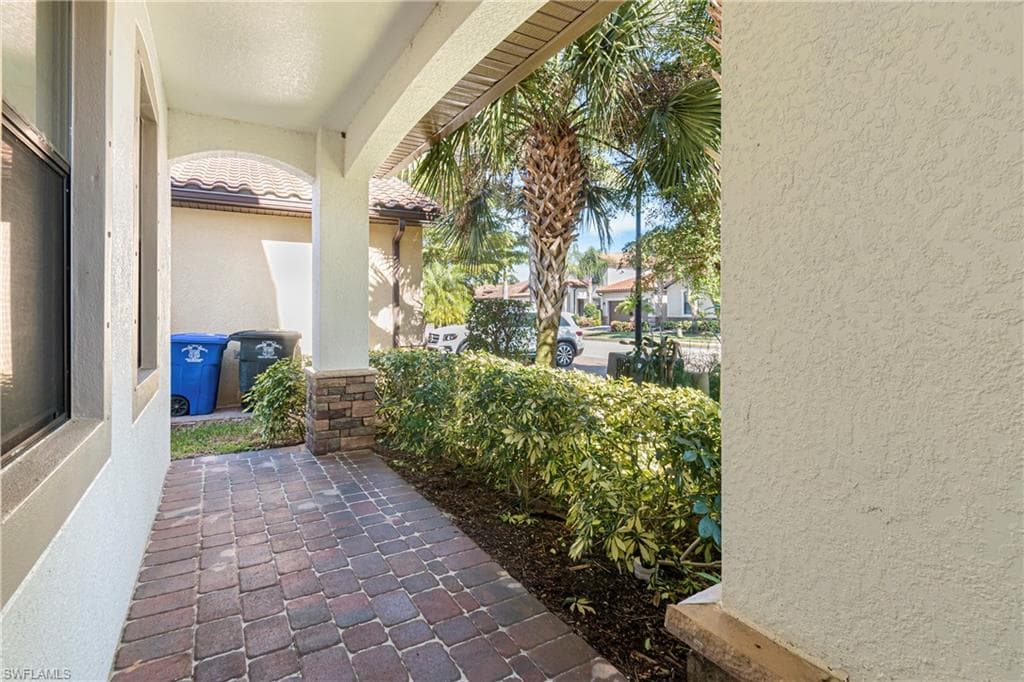 10996 Cherry Laurel DR-35