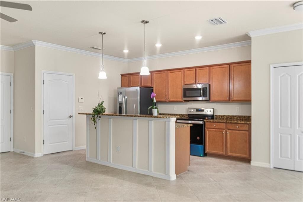 10996 Cherry Laurel DR-9