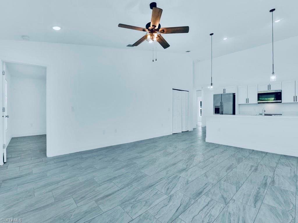 849 Bedford DR-23