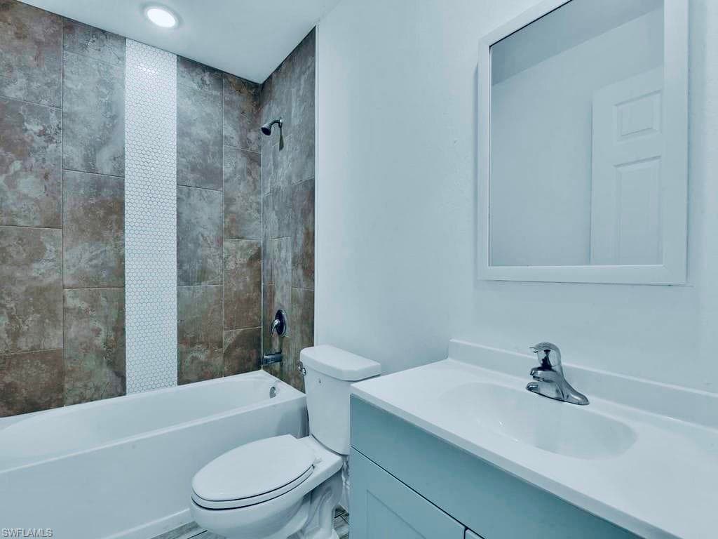 849 Bedford DR-29