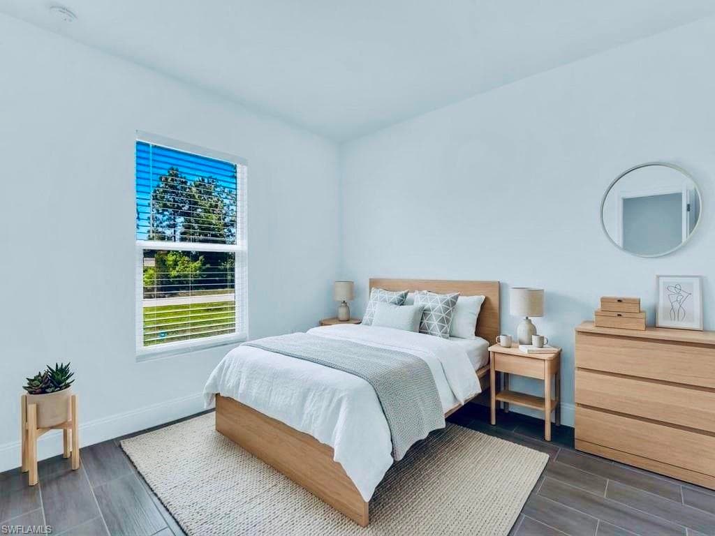 849 Bedford DR-14