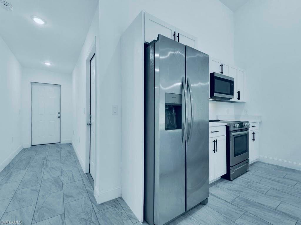 849 Bedford DR-20