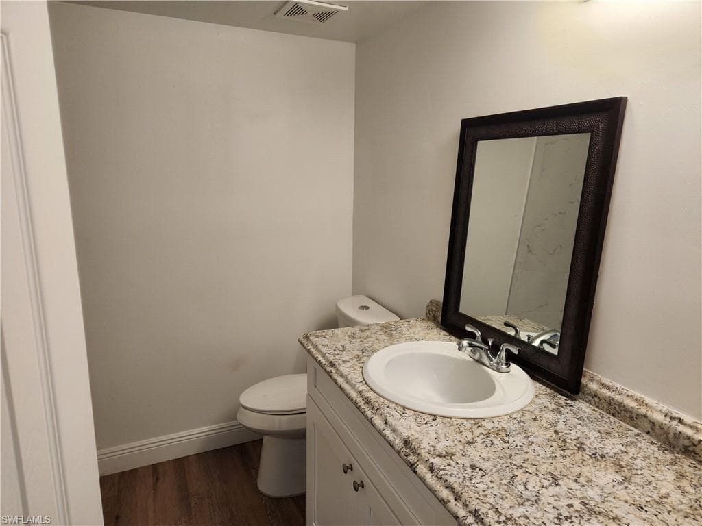 11370 & 11368 Summerwinds CT 70-42