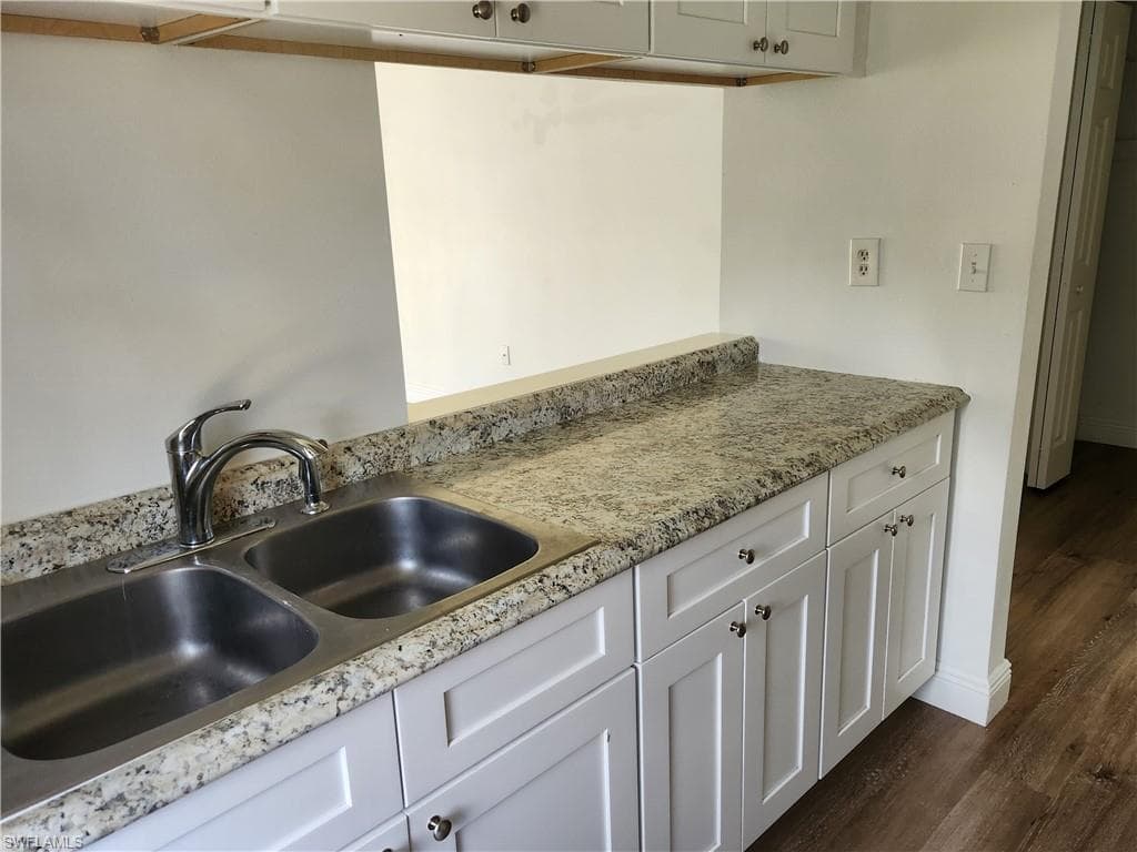 11370 & 11368 Summerwinds CT 70-36