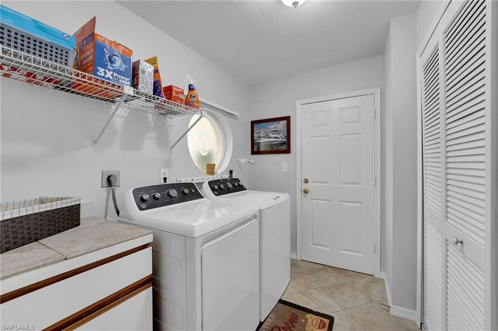 11943 Seabreeze Cove LN-35
