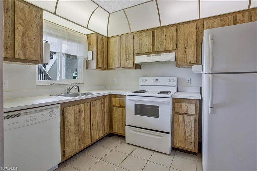 4306 27th CT SW 102-22