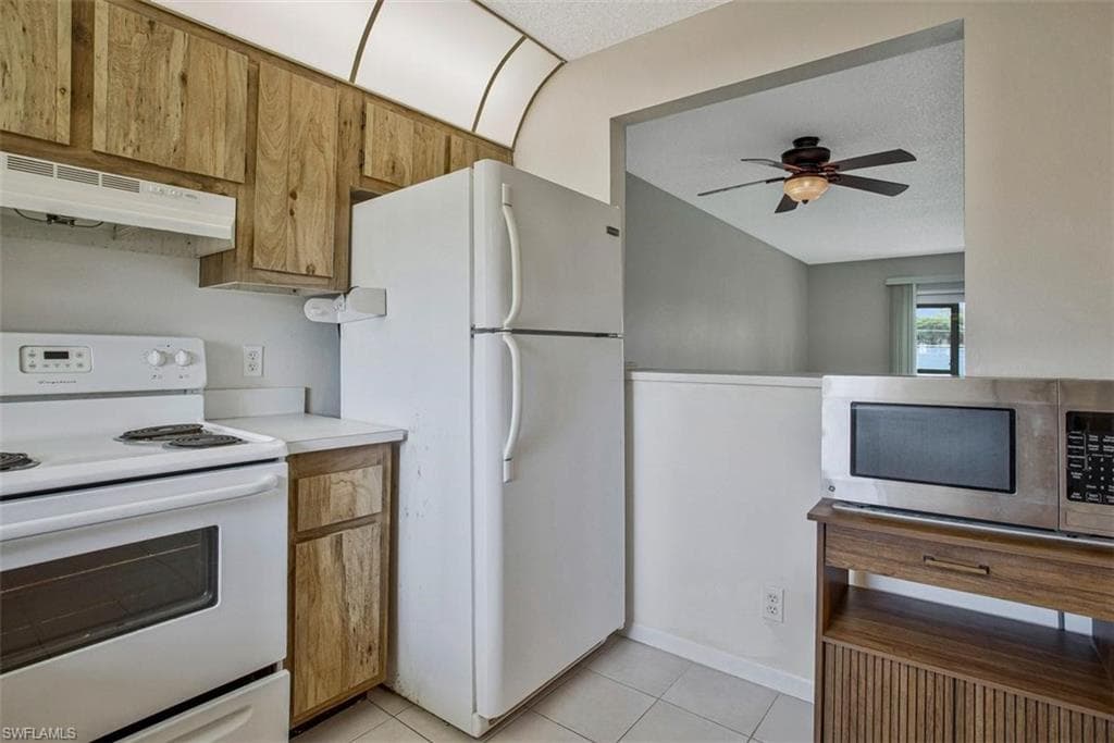 4306 27th CT SW 102-14