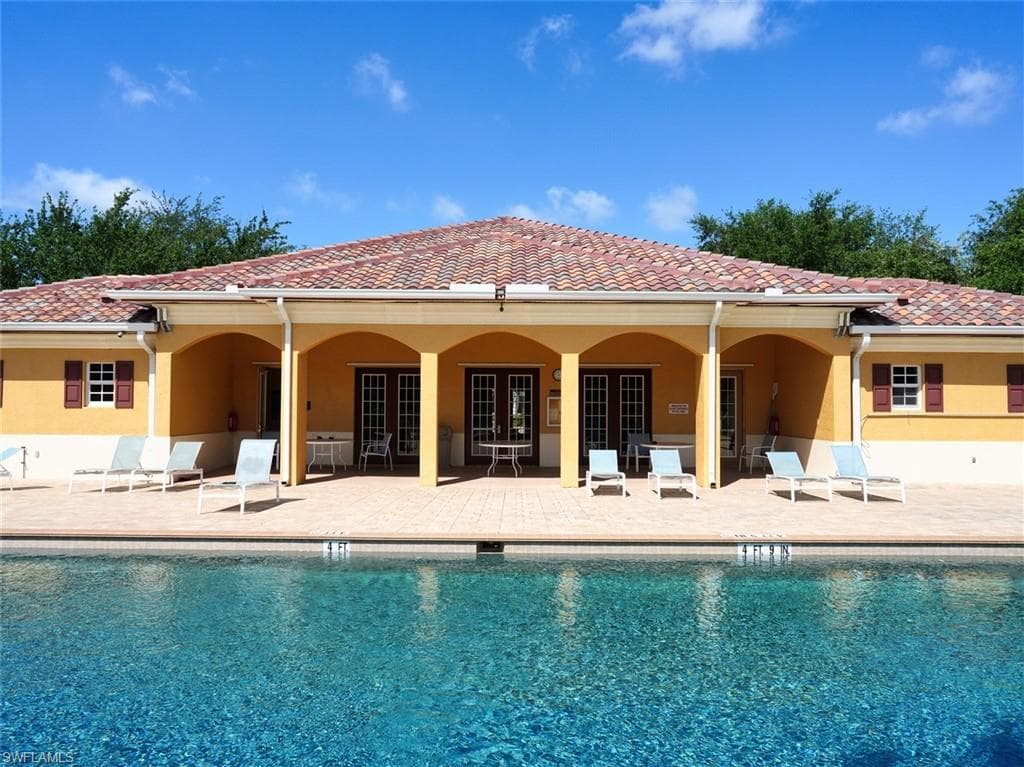 4105 Residence DR 720-15