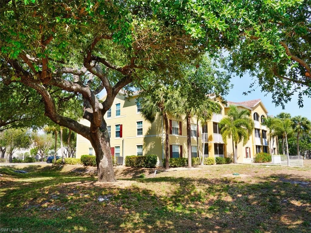 4105 Residence DR 720-18