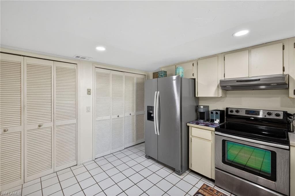 5284 Concord WAY-12