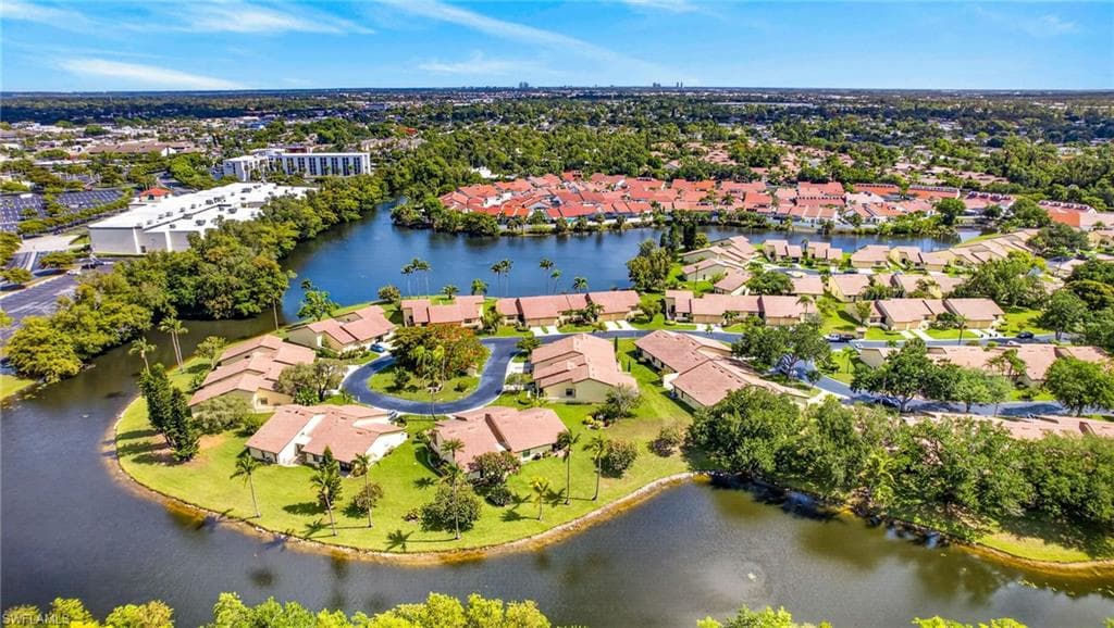 5284 Concord WAY-39