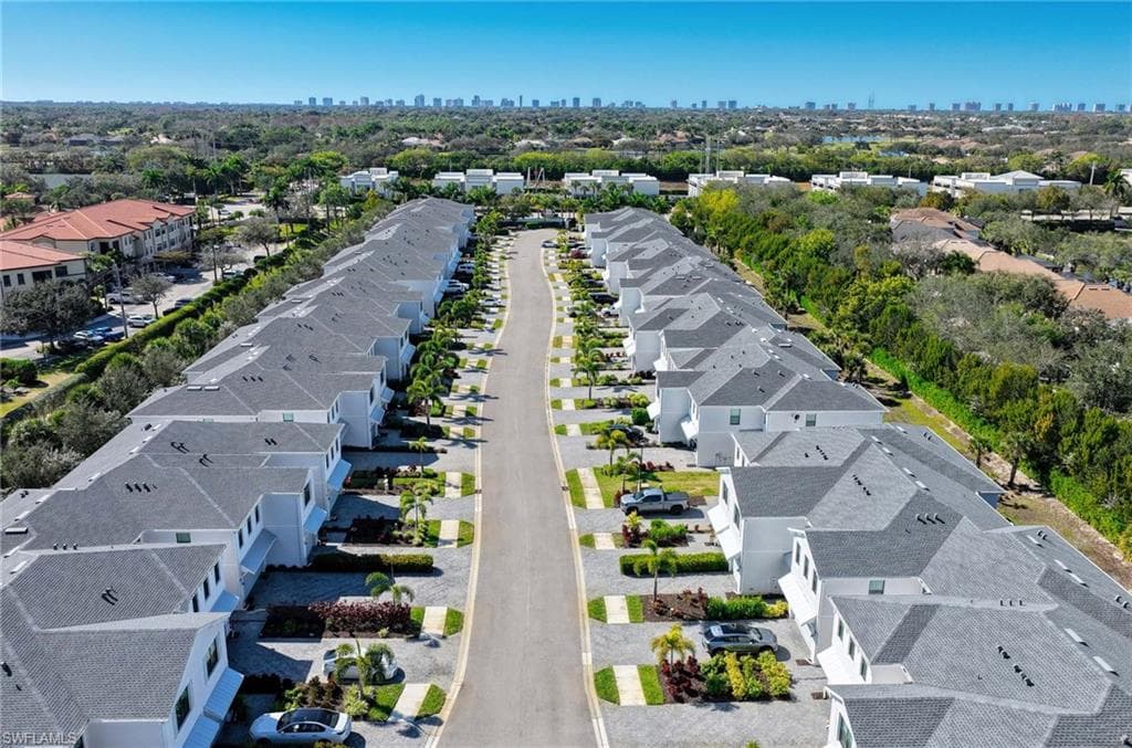 13045 Pembroke DR-29