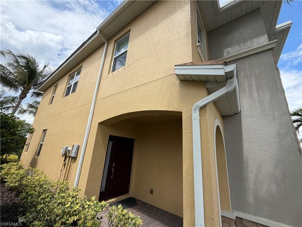 10842 Alvara WAY-44