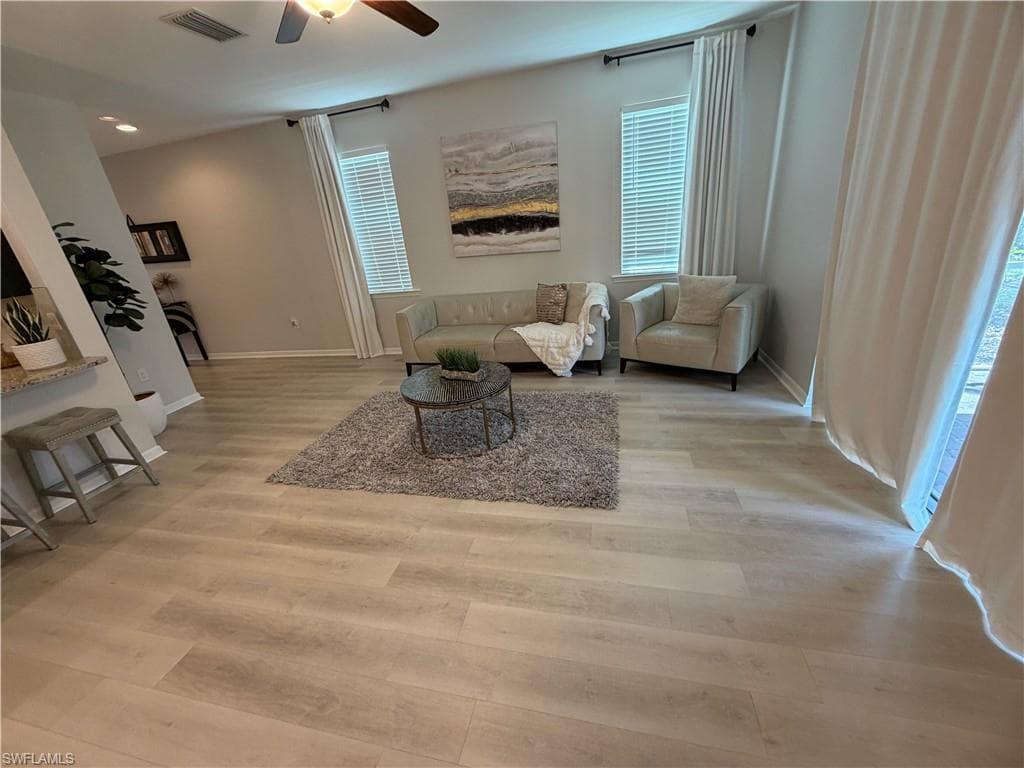10842 Alvara WAY-14
