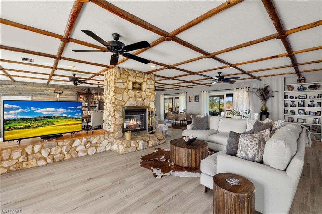 2222 SE McClelland DR-5