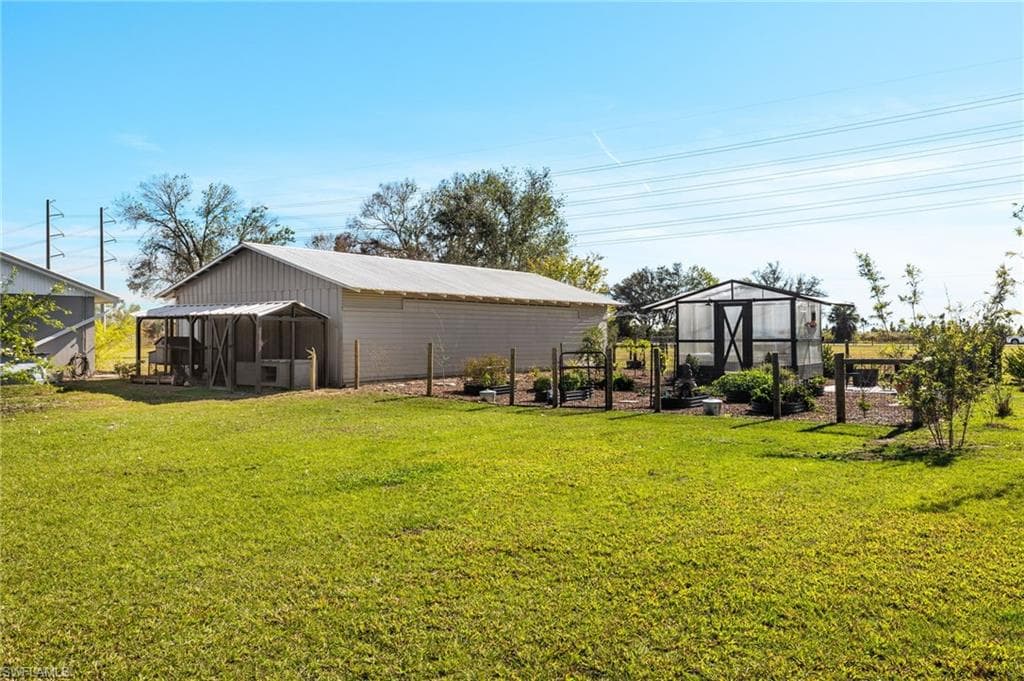 2222 SE McClelland DR-3