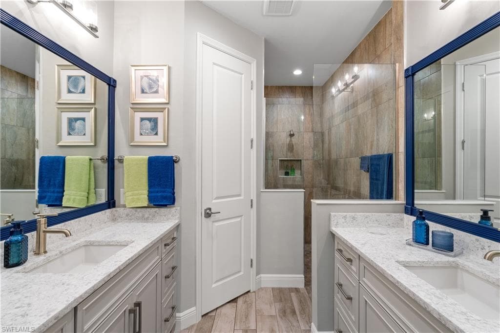 11636 Solano DR-28
