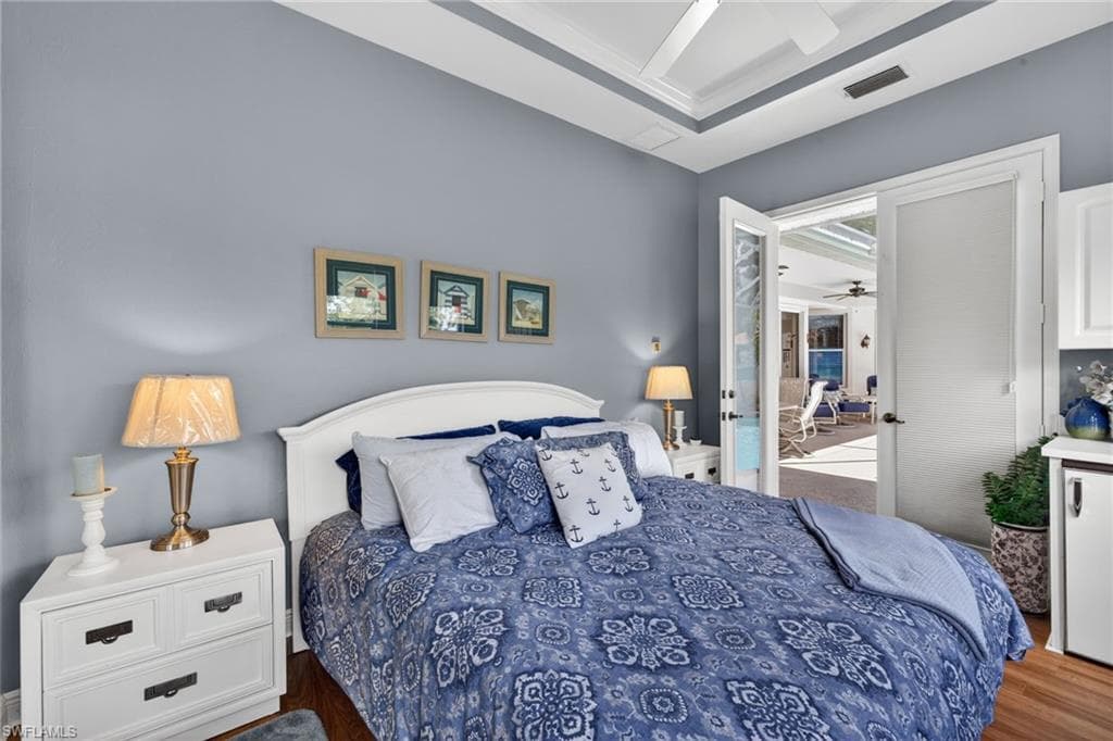 15117 Ports Of Iona DR-20