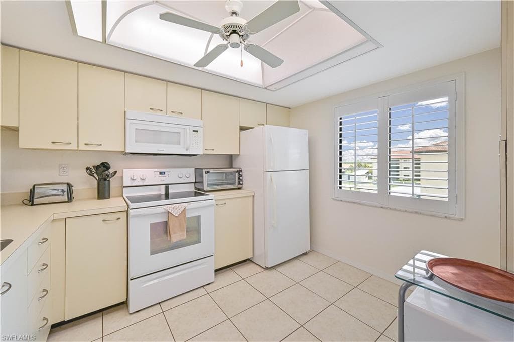 11540 Caravel CIR 3030-16
