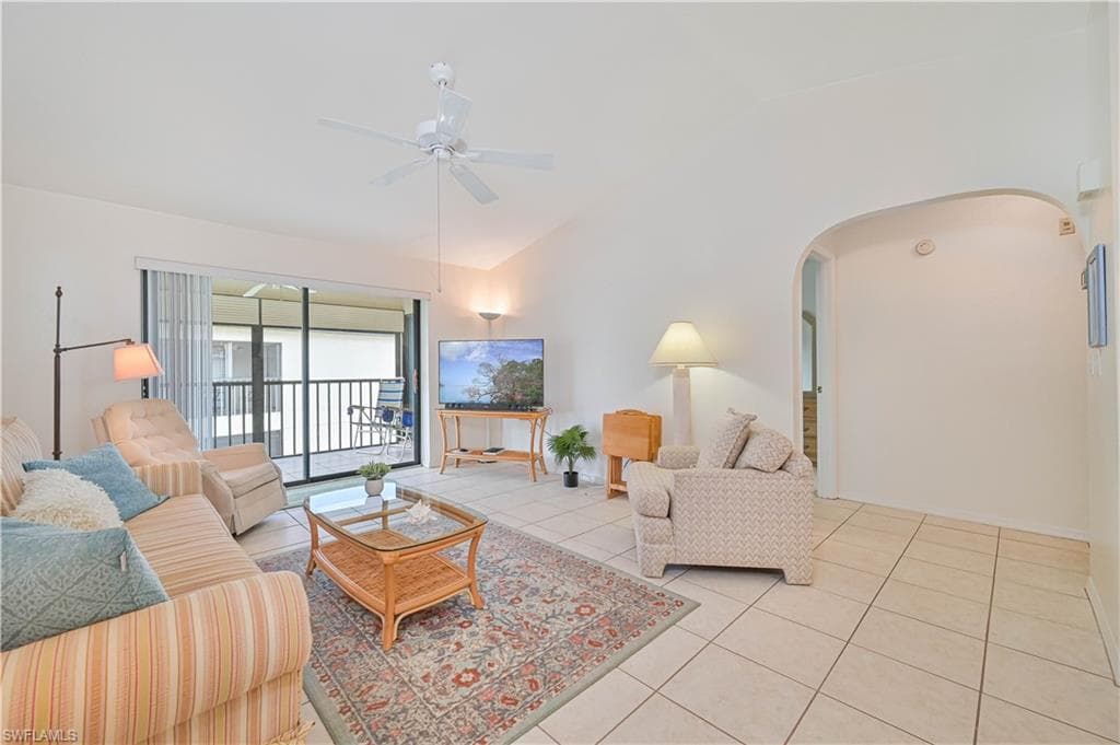 11540 Caravel CIR 3030-11