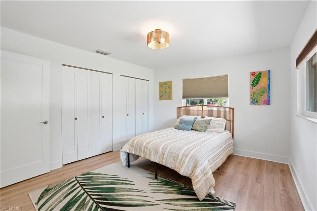 55 Aqua LN-12