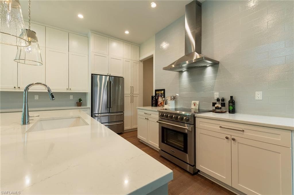 158 Cambria LN-11