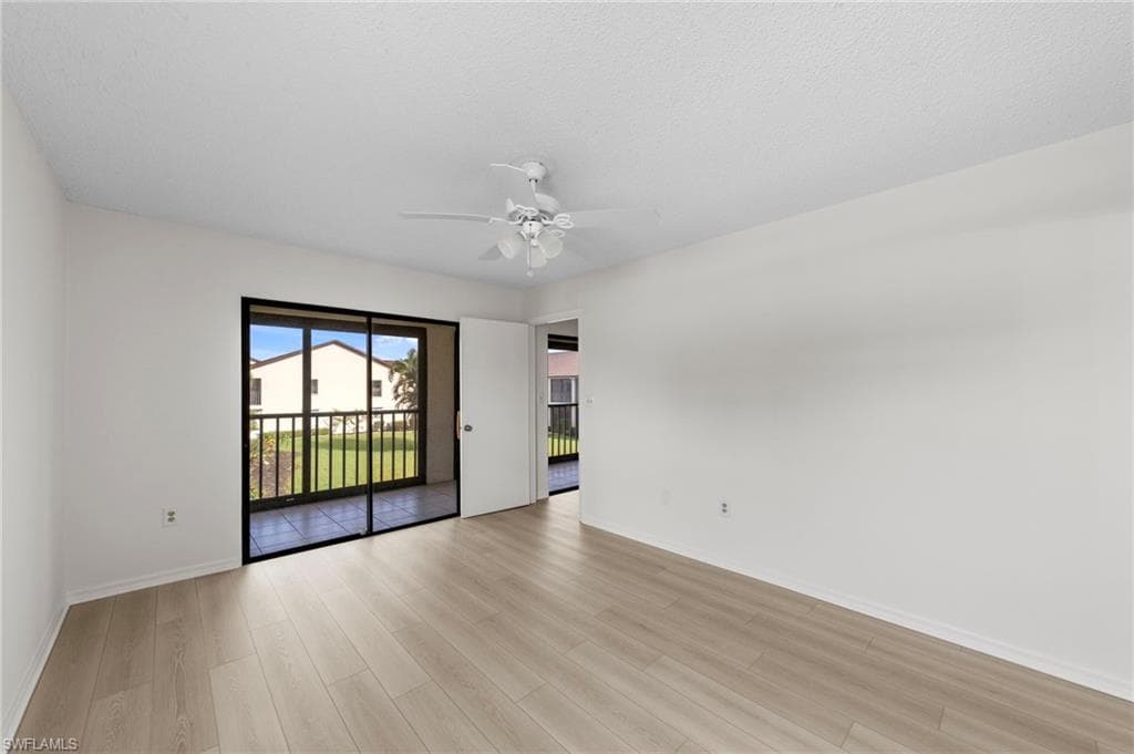 9265 Lake Park DR 201-25