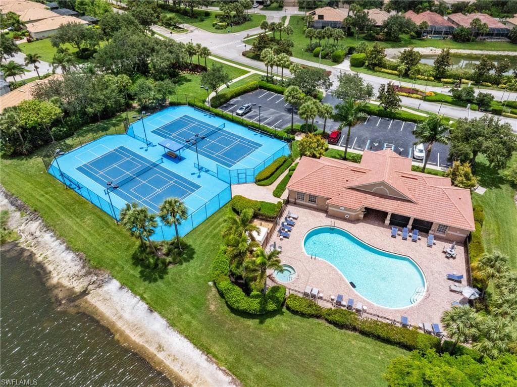 26351 Stonewall LN-22