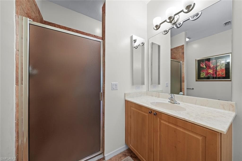20024 Lake Vista CIR-11