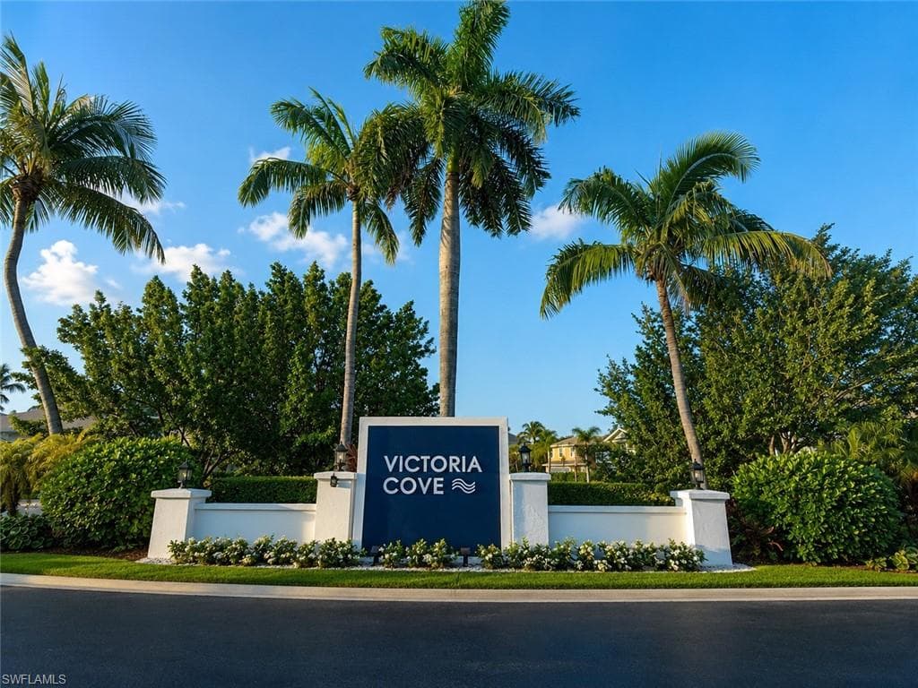7753 Victoria Cove CT-33