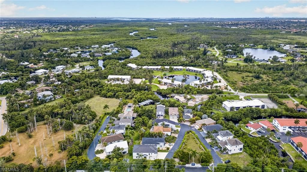7753 Victoria Cove CT-36