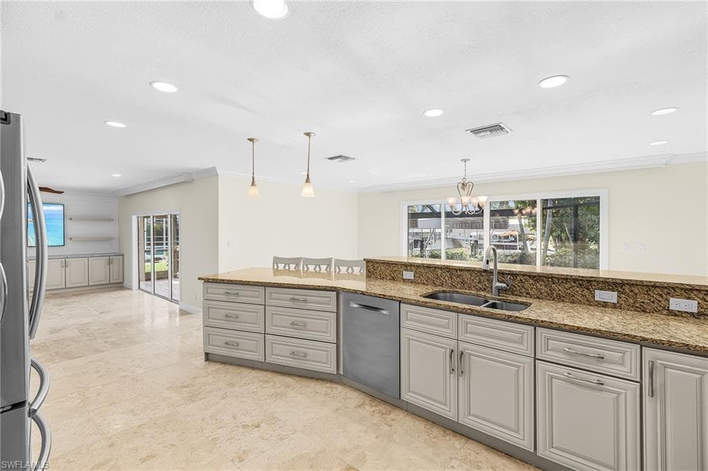 5985 Baker CT-13