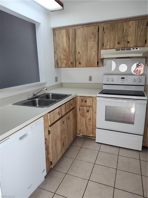 9395 Lennex LN W 9395-4