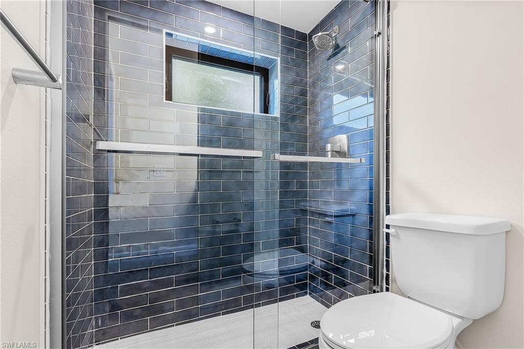 629 Nerita ST A-20