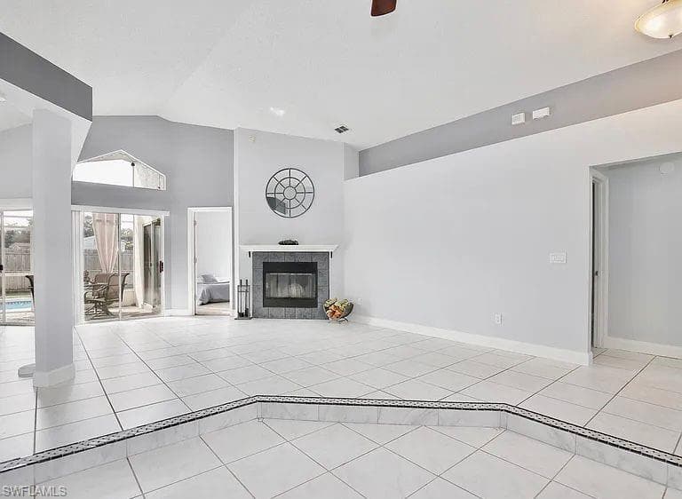 1162 Whispering Winds CT-2