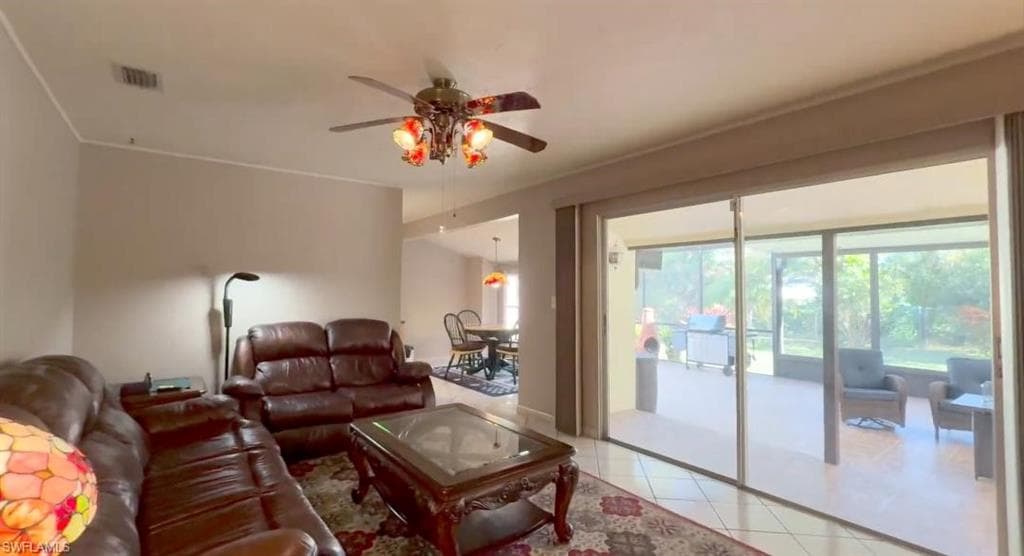 8319 Terracewood CIR-10