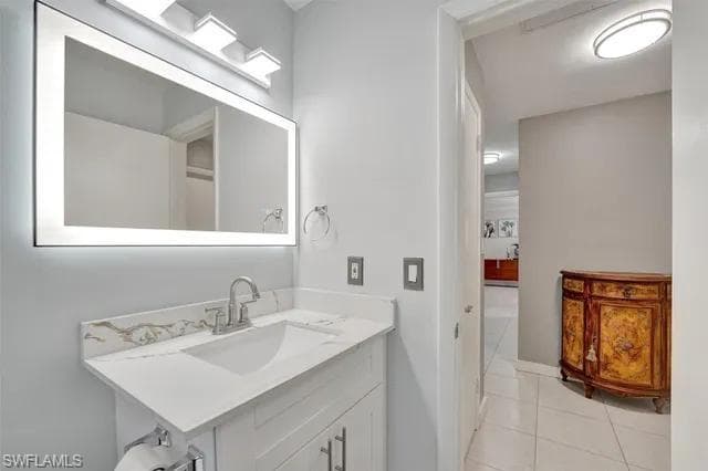 214 N 31st AVE-11