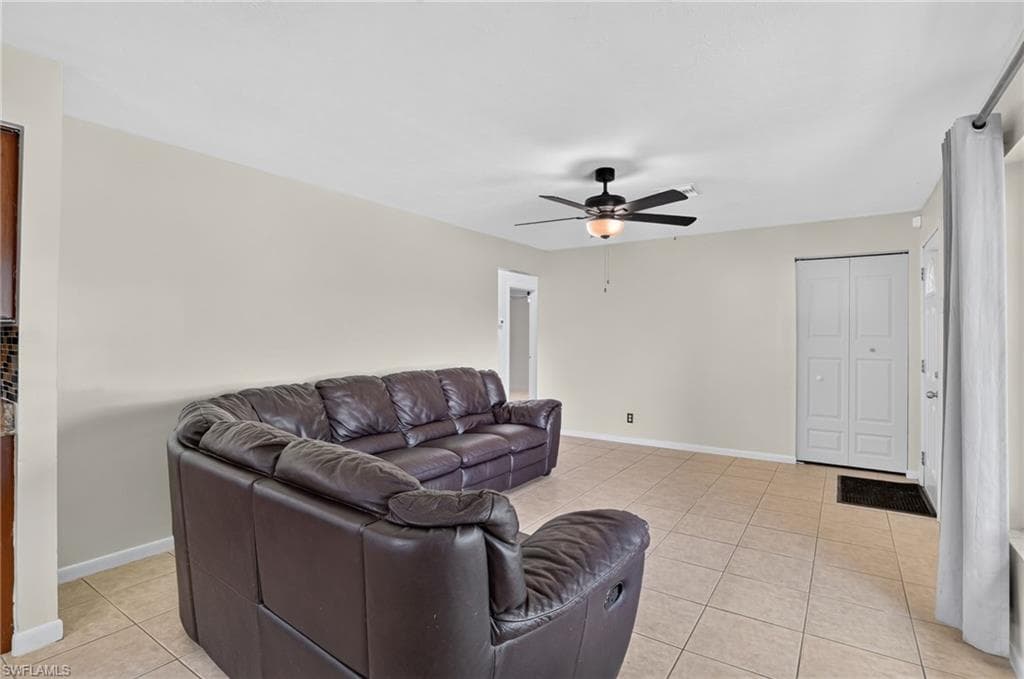 1228 18th ST-16