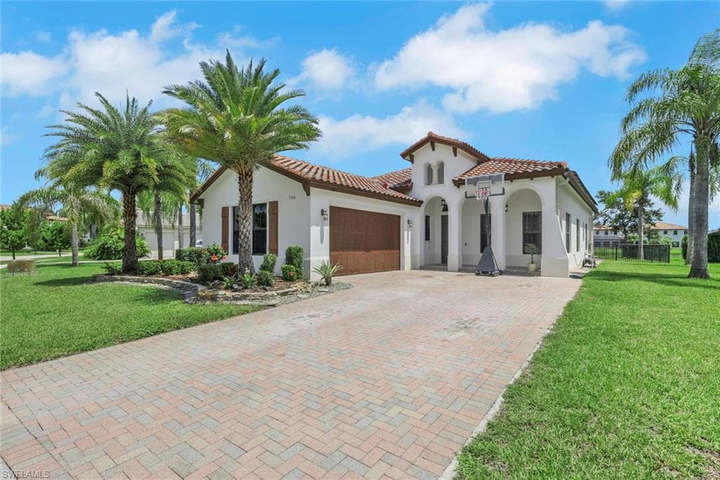 5386 Ferrari AVE-1