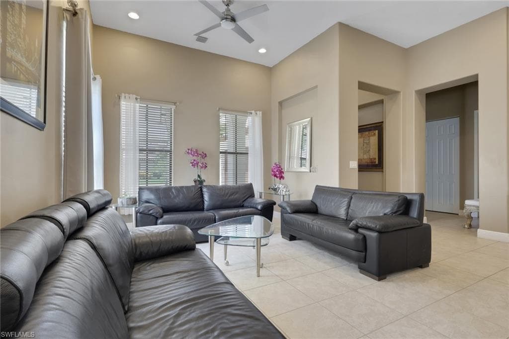 5386 Ferrari AVE-16