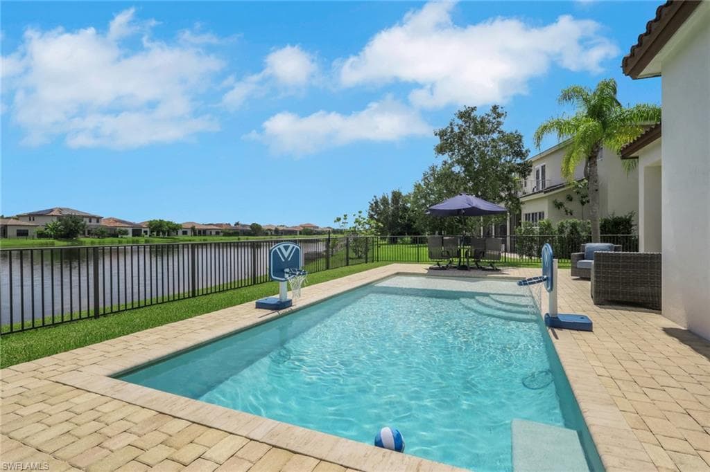 5386 Ferrari AVE-33