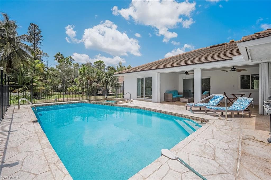 27164 Edenbridge Ct, Bonita Springs, FL 34135-9