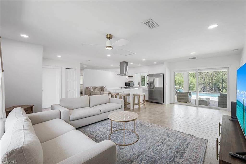 27164 Edenbridge Ct, Bonita Springs, FL 34135-21