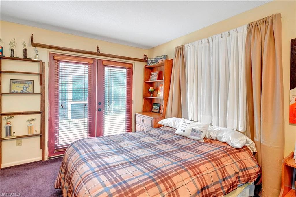 5541 Winkler Rd, Fort Myers, FL 33919-26