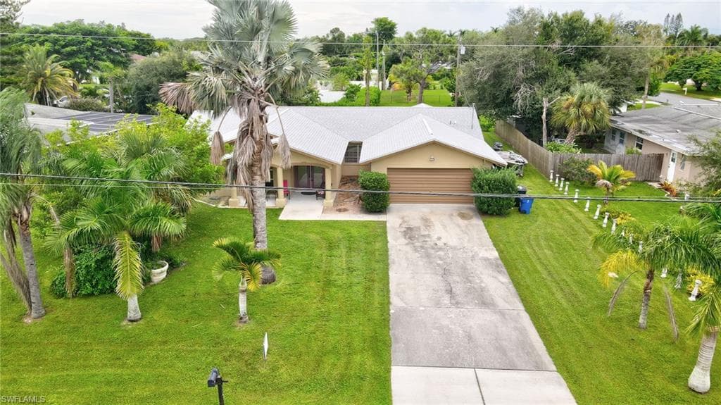 5541 Winkler Rd, Fort Myers, FL 33919-49