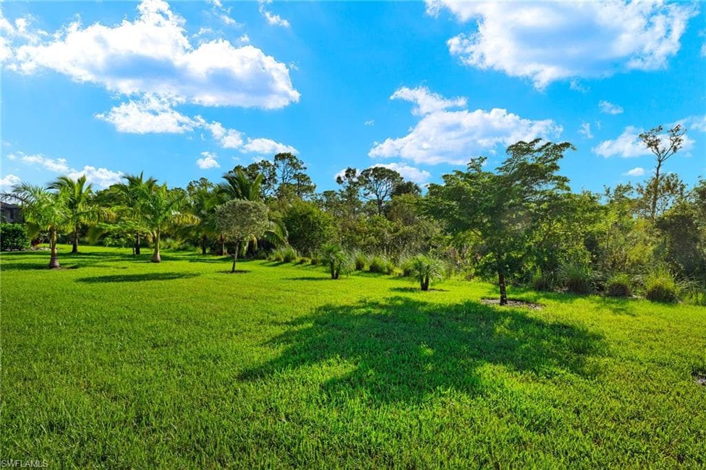 1600 Vizcaya Ln, Naples, FL 34113-28