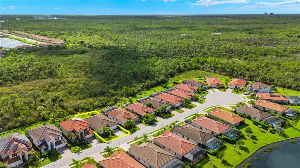 1600 Vizcaya Ln, Naples, FL 34113-33